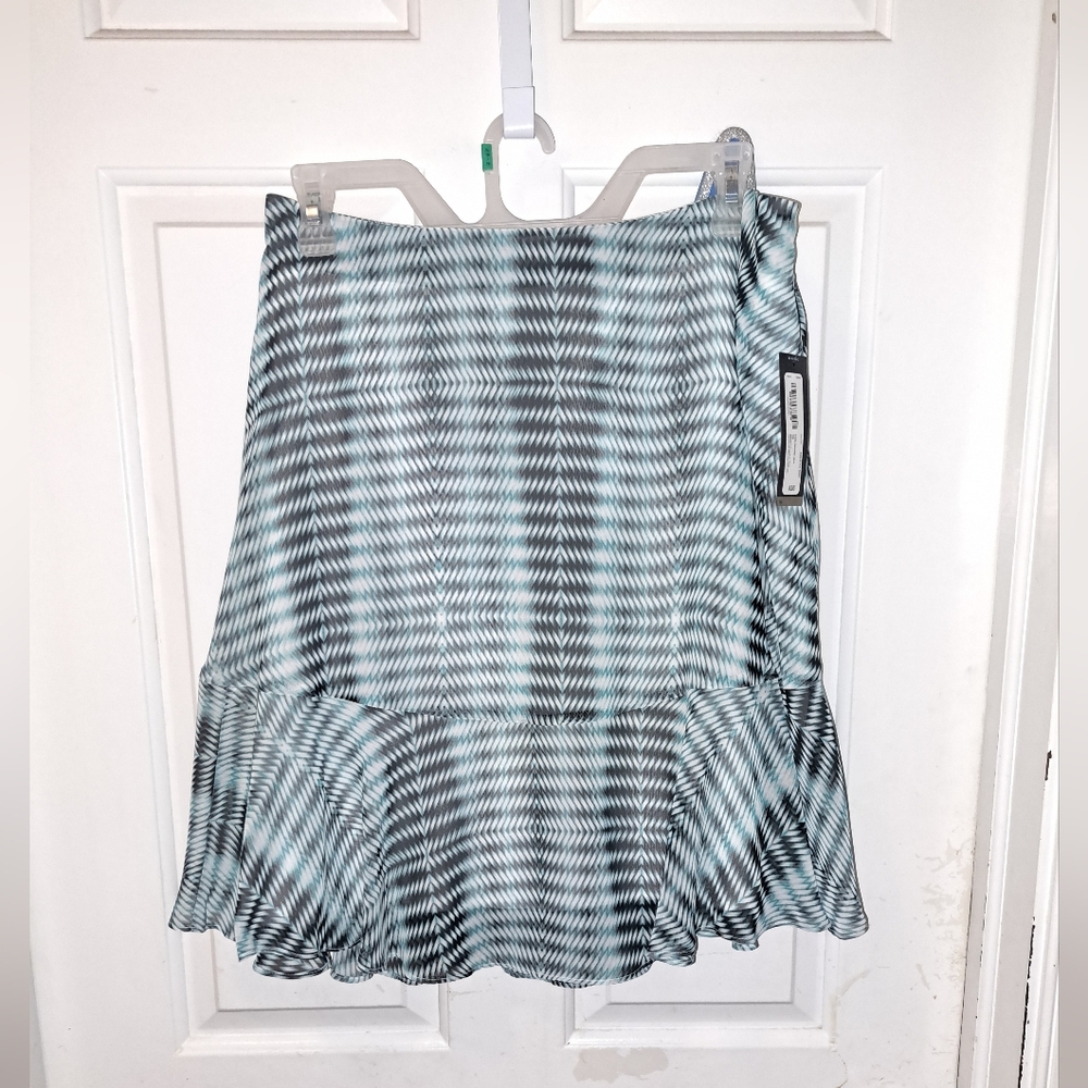 🆕️Worthington Knee Length Blue Geometric Skirt Sz 16